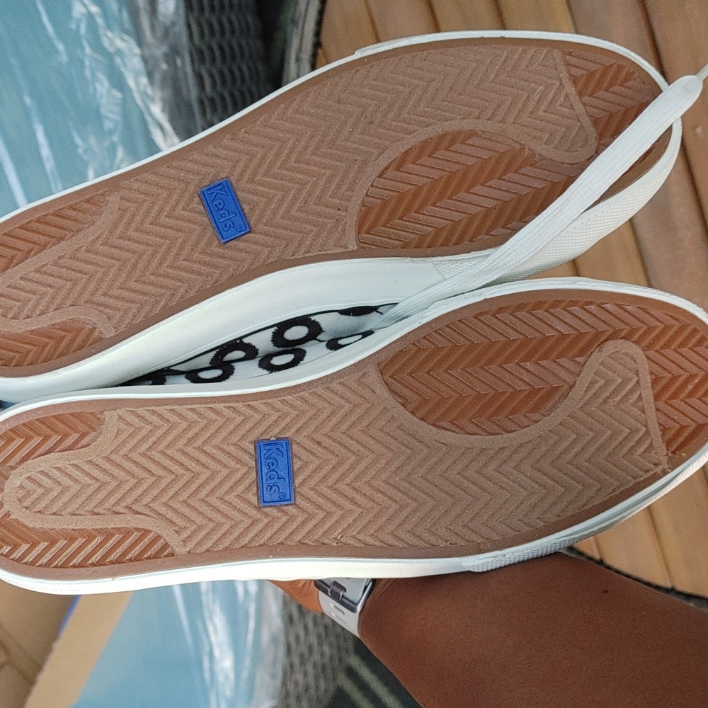 Keds sneakers sz 10 womens very cute black and white  new, never worn - Picture 5 of 6